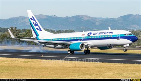 eastern airlines boeing 737-800